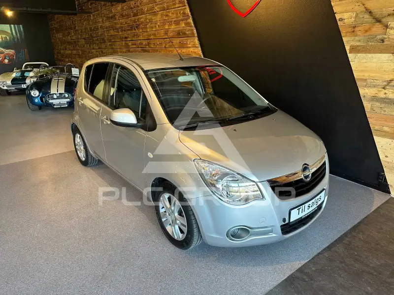 2011 Opel AGILA