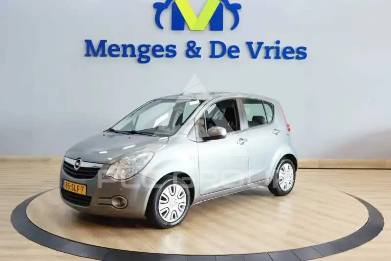 2011 Opel AGILA