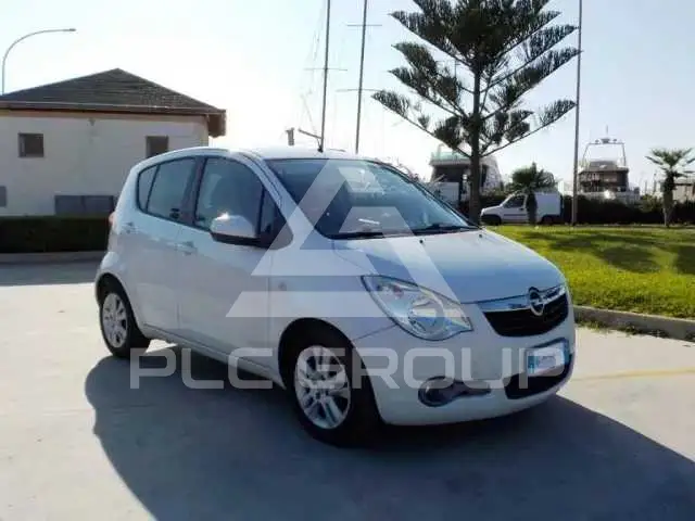 2011 Opel AGILA