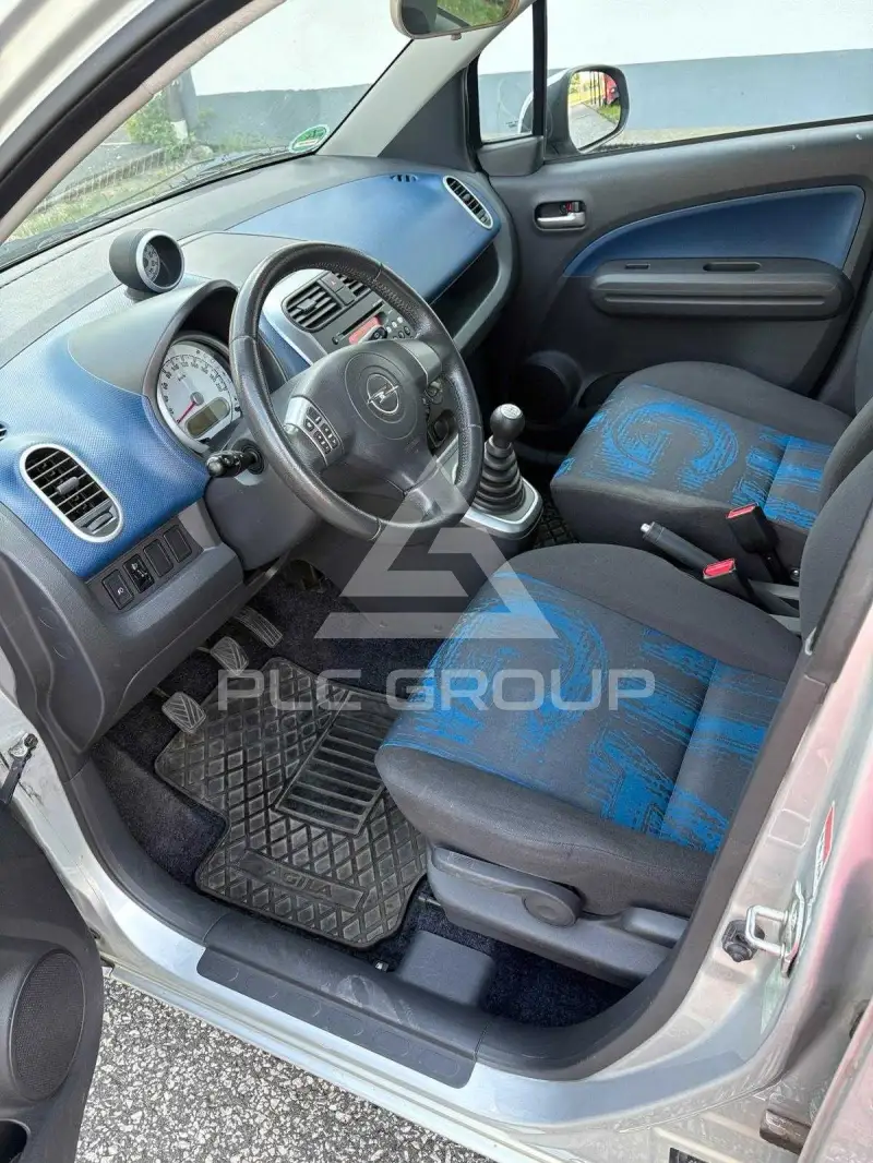 2011 Opel AGILA
