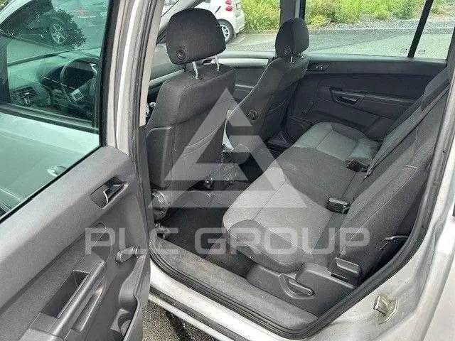 2011 Opel ZAFIRA