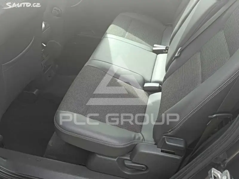2011 Opel ZAFIRA