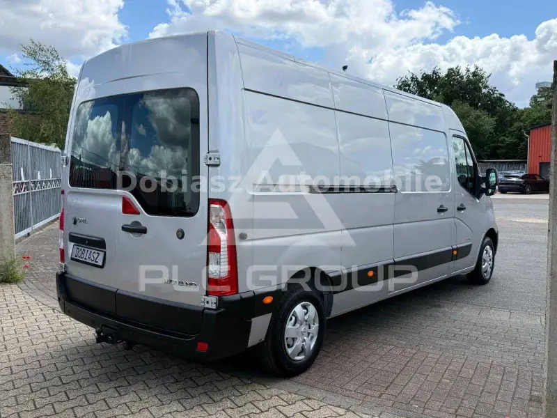 2011 Opel Movano