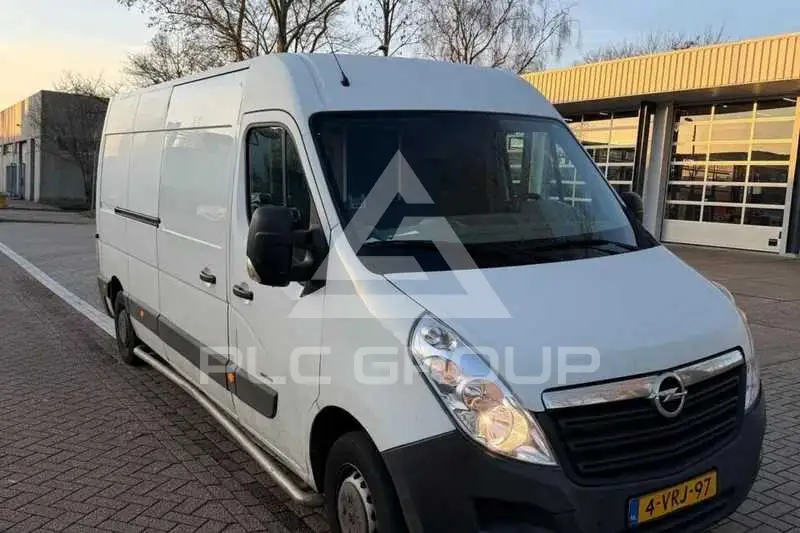 2011 Opel Movano