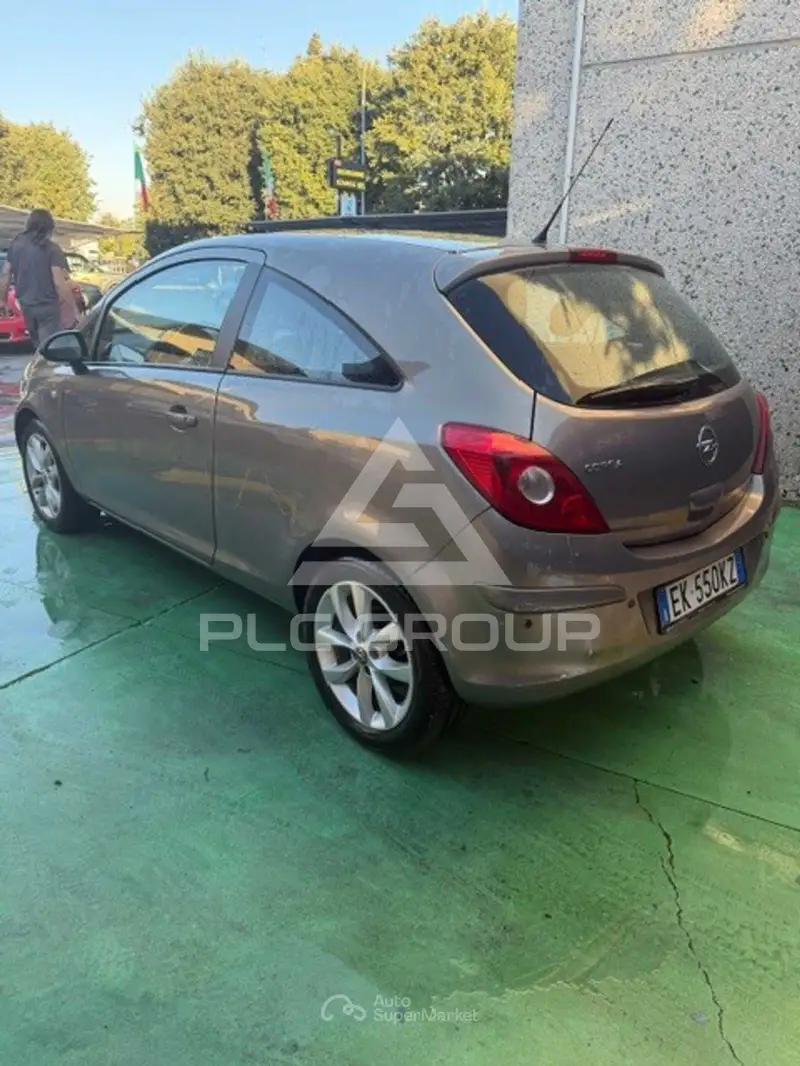 2011 Opel Corsa