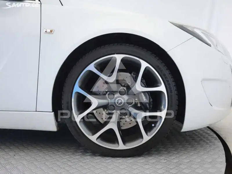 2011 Opel Insignia