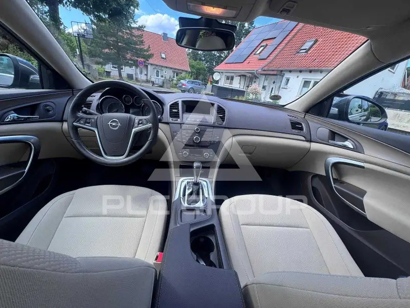 2011 Opel Insignia