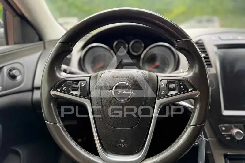 2011 Opel Insignia