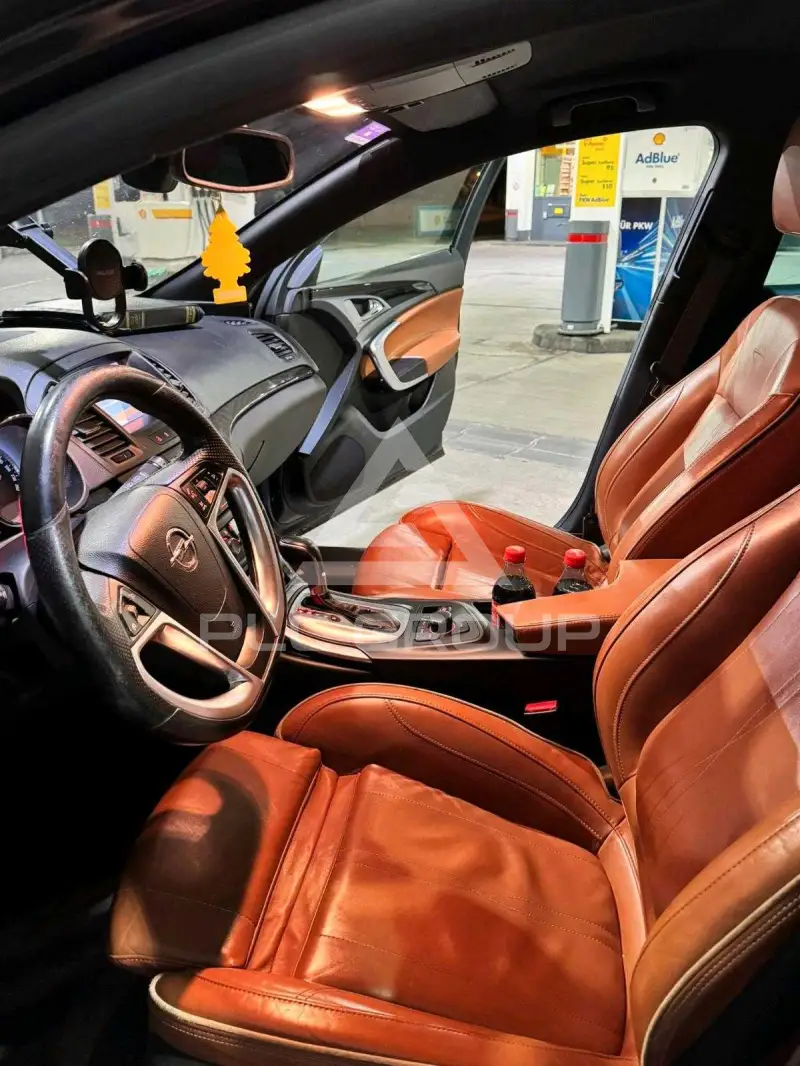 2011 Opel Insignia