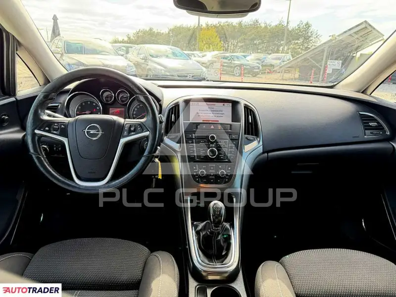 2011 Opel Astra