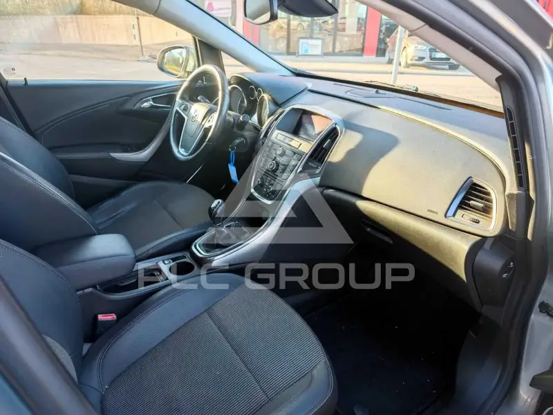 2011 Opel Astra