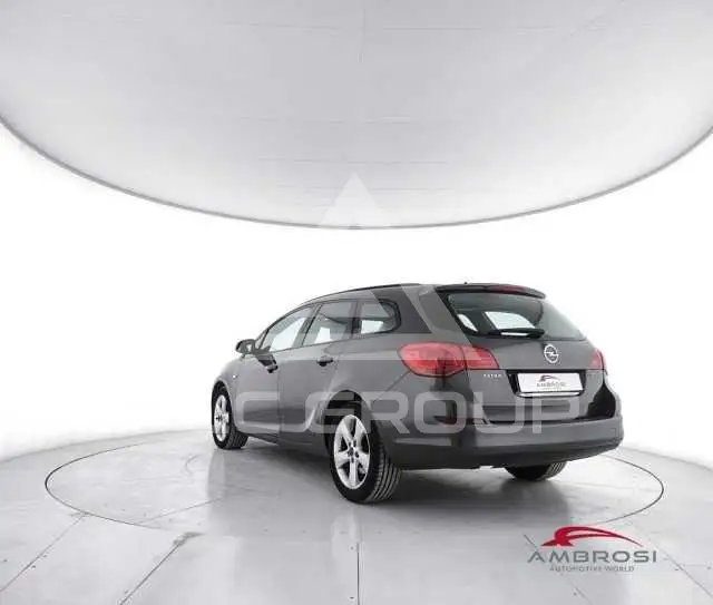 2011 Opel Astra
