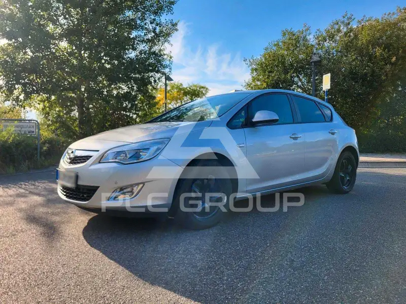 2011 Opel Astra