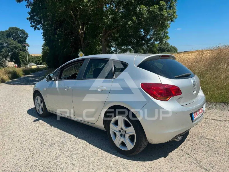 2011 Opel Astra