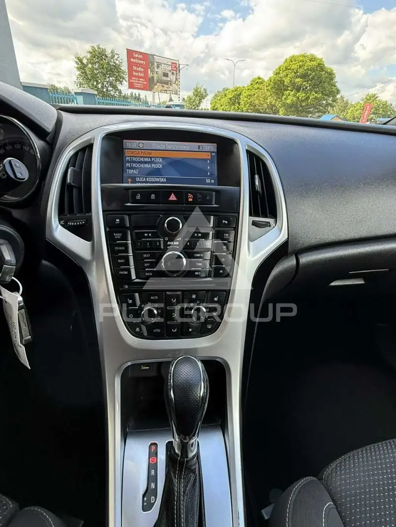 2011 Opel Astra