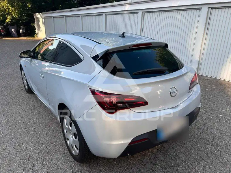 2011 Opel Astra