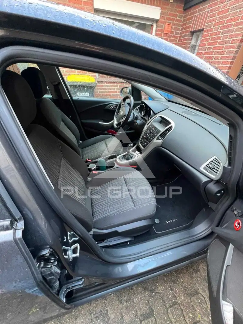 2011 Opel Astra