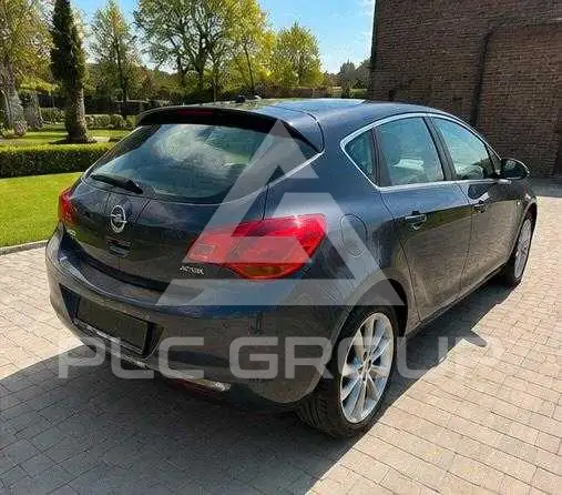 2011 Opel Astra
