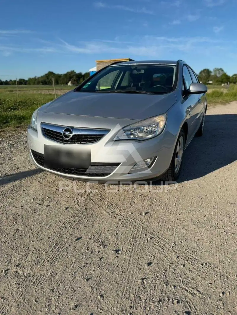 2011 Opel Astra