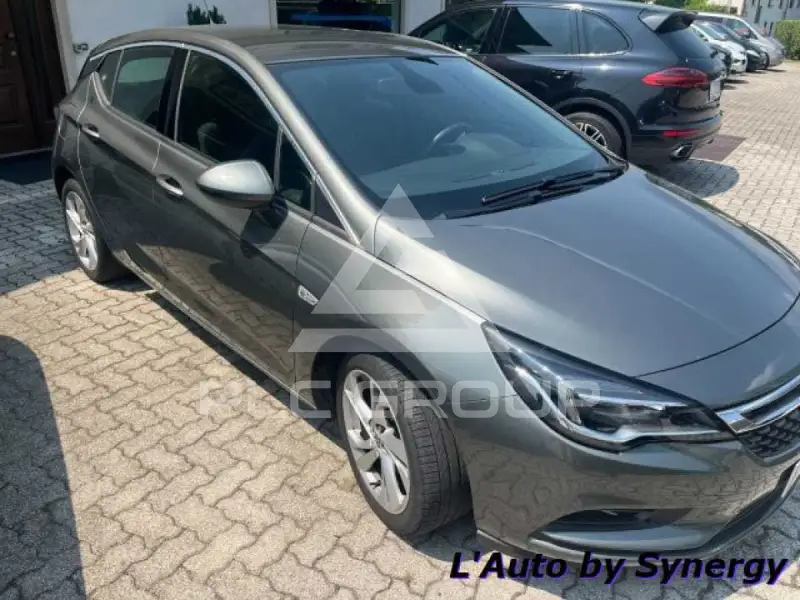 2011 Opel Astra