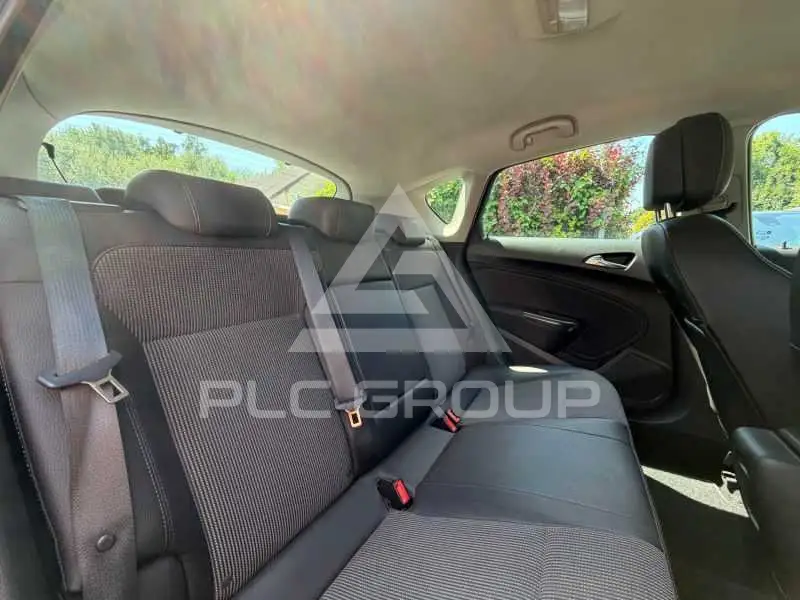 2011 Opel Astra