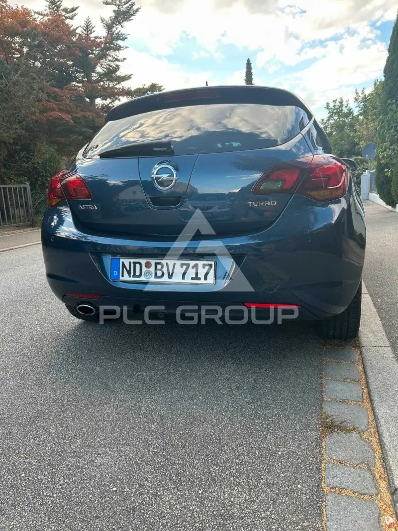 2011 Opel Astra