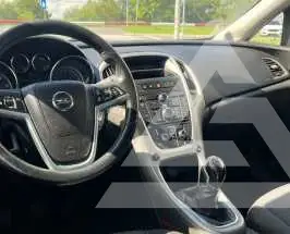 2011 Opel Astra