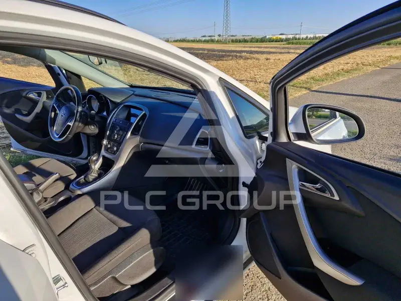 2011 Opel Astra