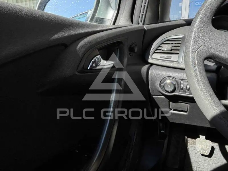 2011 Opel Astra