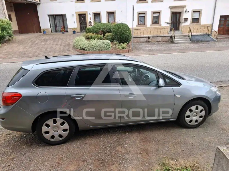 2011 Opel Astra