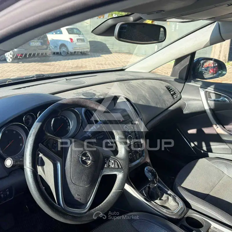2011 Opel Astra