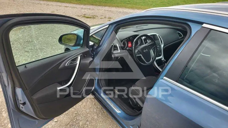 2011 Opel Astra
