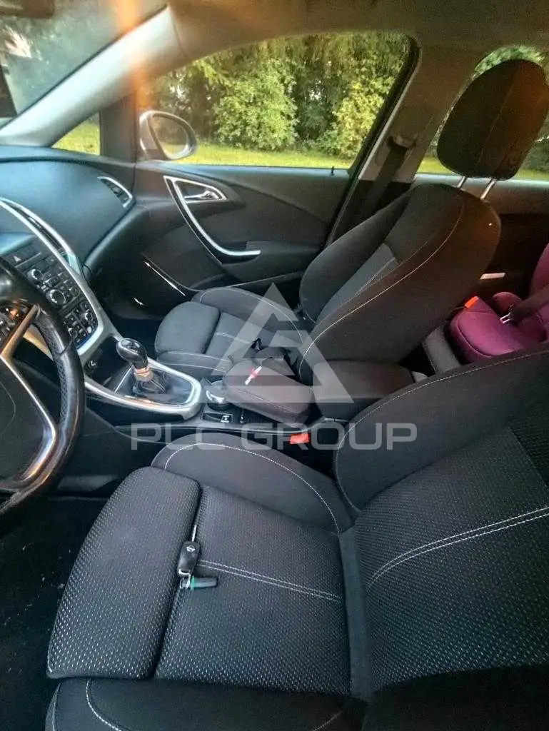 2011 Opel Astra