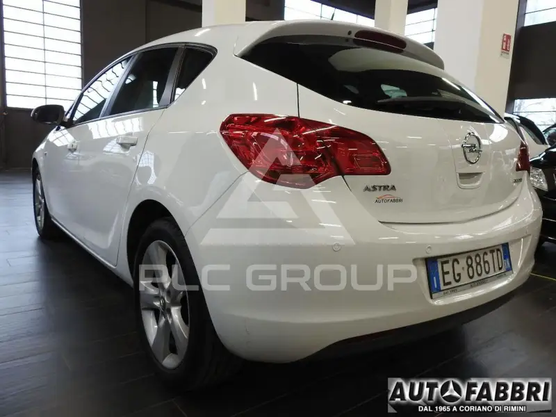 2011 Opel Astra