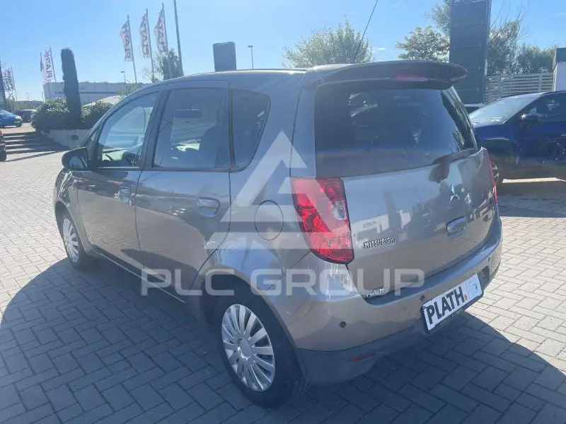 2012 Mitsubishi Colt