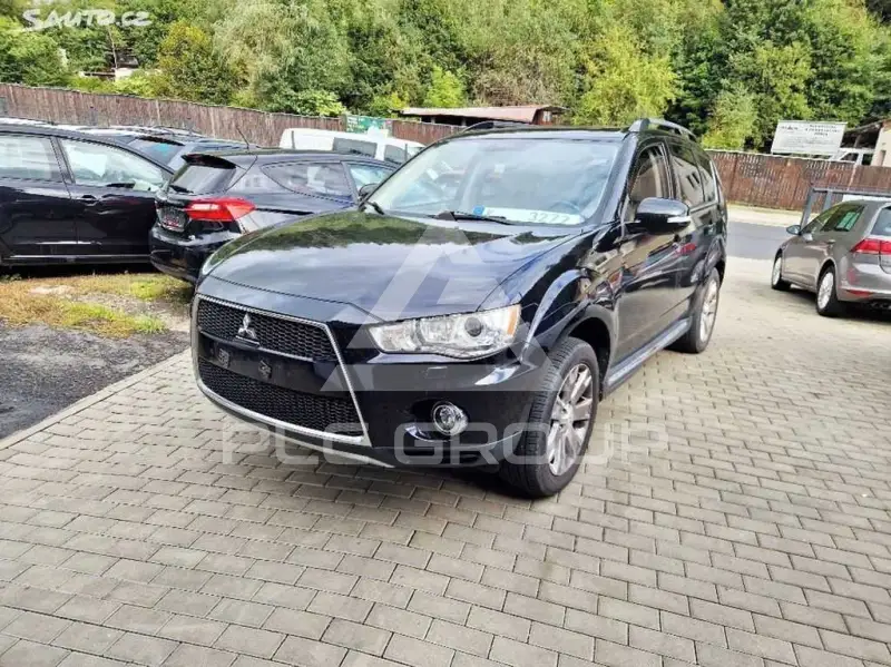 2012 Mitsubishi OUTLANDER