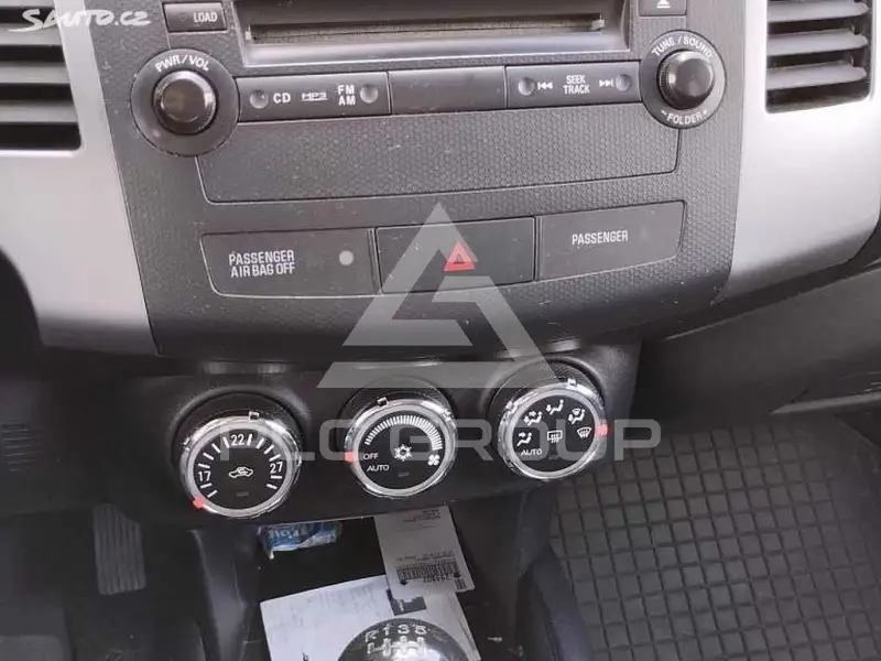 2012 Mitsubishi OUTLANDER