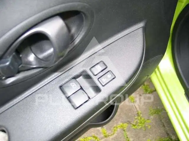 2012 Nissan MICRA