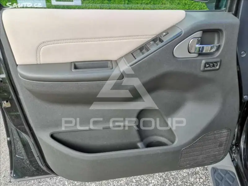 2012 Nissan PATHFINDER