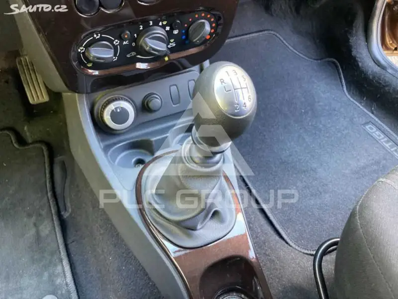 2012 Dacia Duster