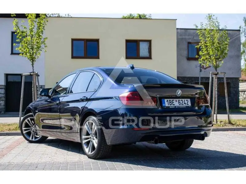 2012 BMW 218
