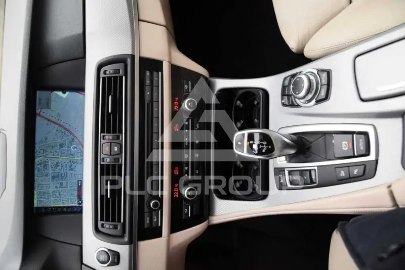 2012 BMW 523