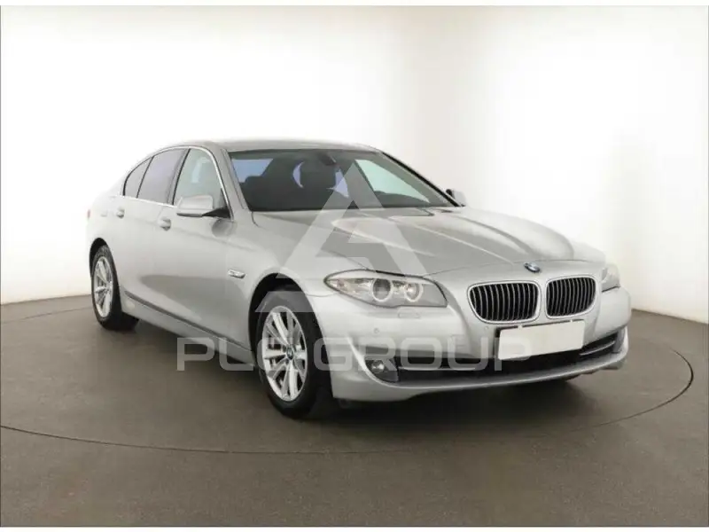 2012 BMW 523