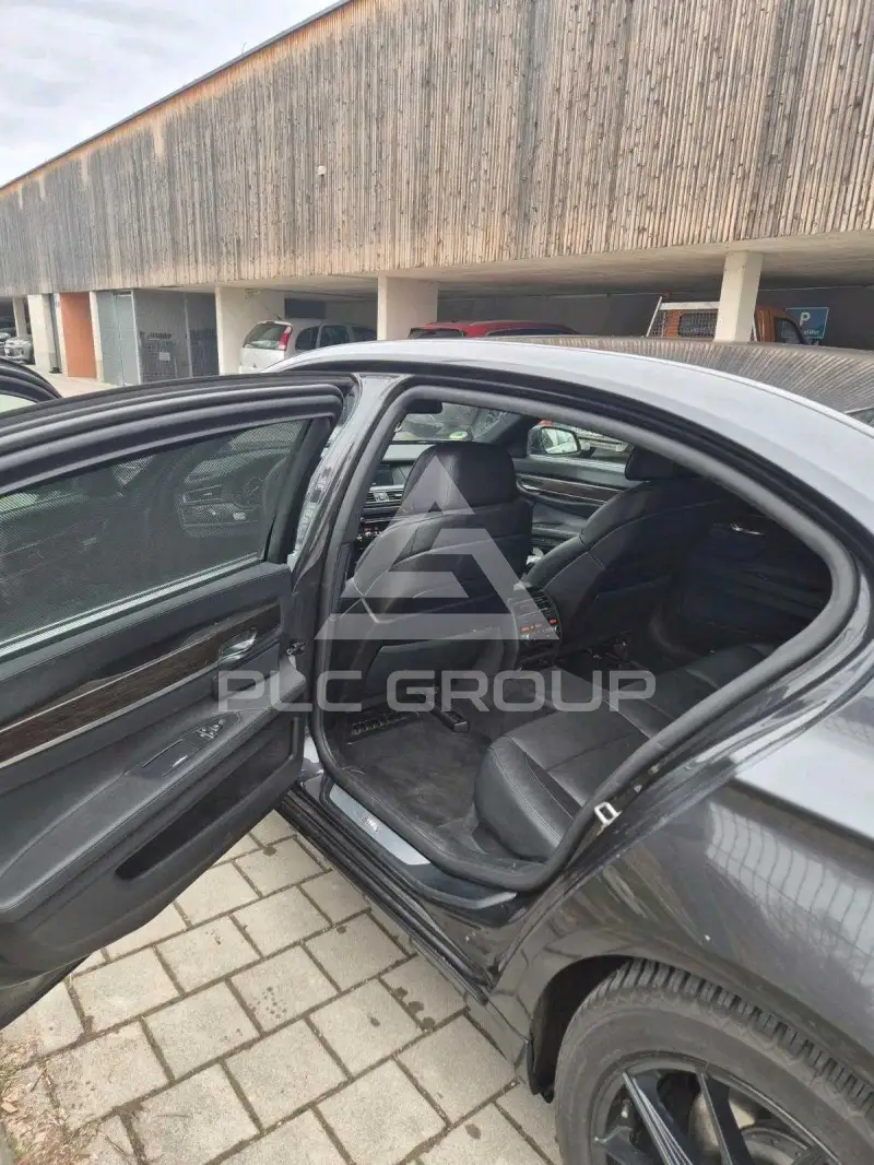 2012 BMW 7 Series