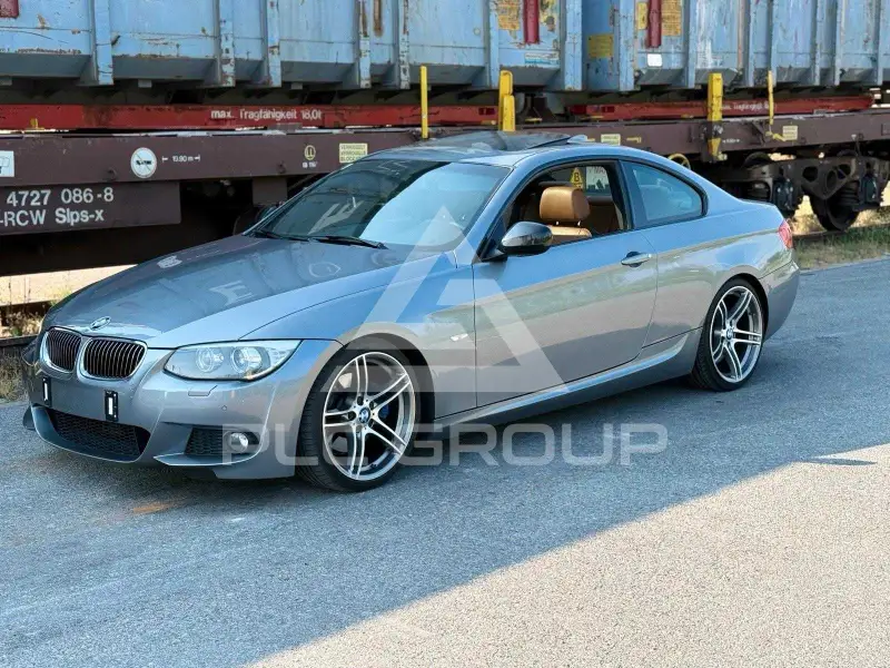 2012 BMW 330