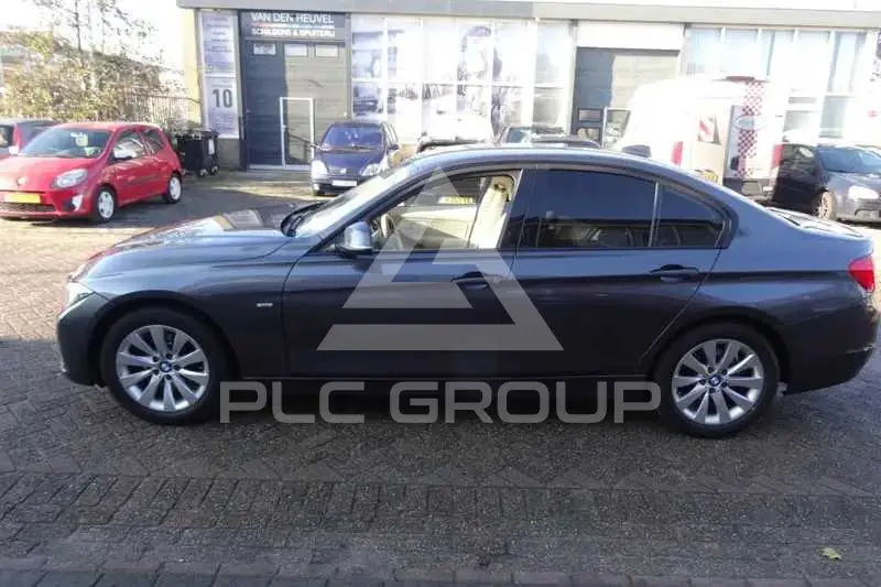2012 BMW 330