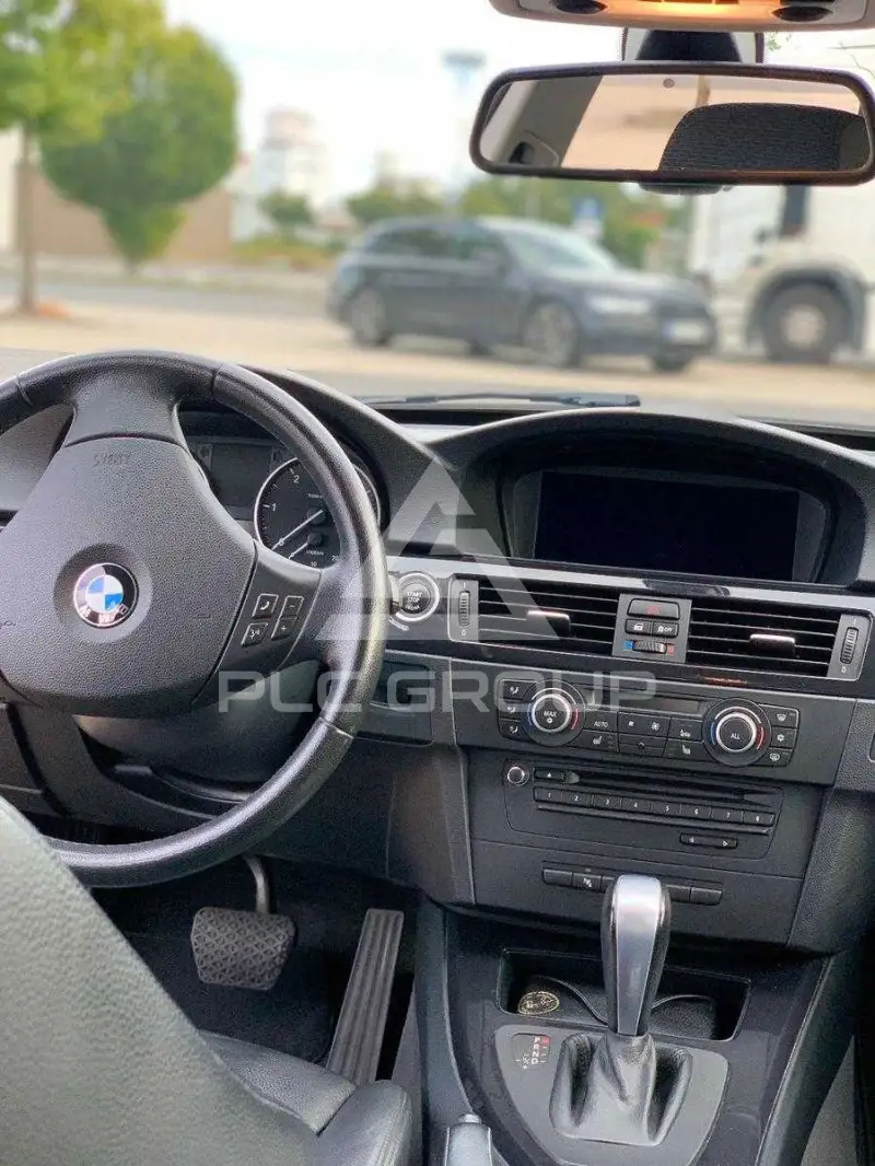 2012 BMW 330