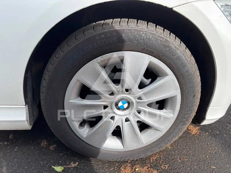 2012 BMW 330