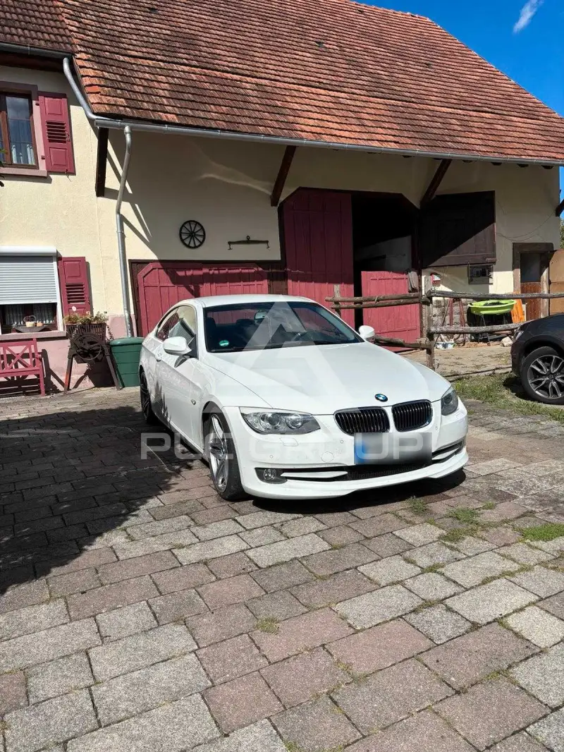 2012 BMW 330