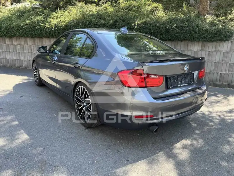 2012 BMW 330